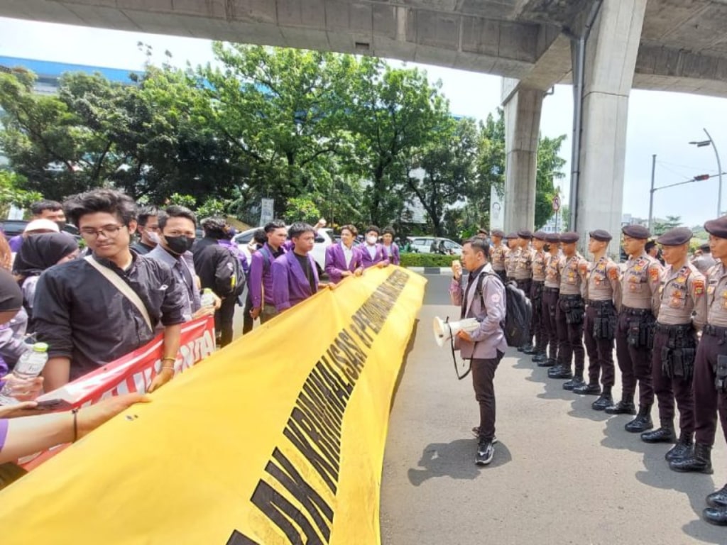 Hentikan Kriminalisasi Terhadap Bintatar Sinaga Dosen Senior