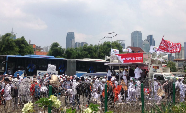 Parkir di GBK, Massa Aksi299 Jalan ke DPR