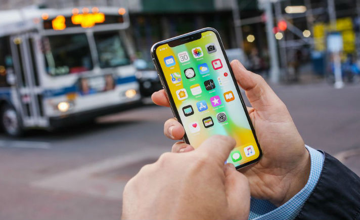 Apple akan Produksi iPhone X dan iPhone 8 Lebih Banyak