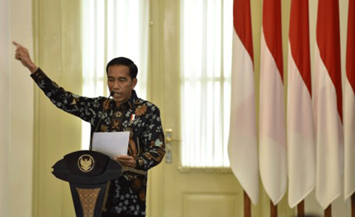 Catatan Akhir Tahun, Regulasi yang Bikin Jengkel Jokowi