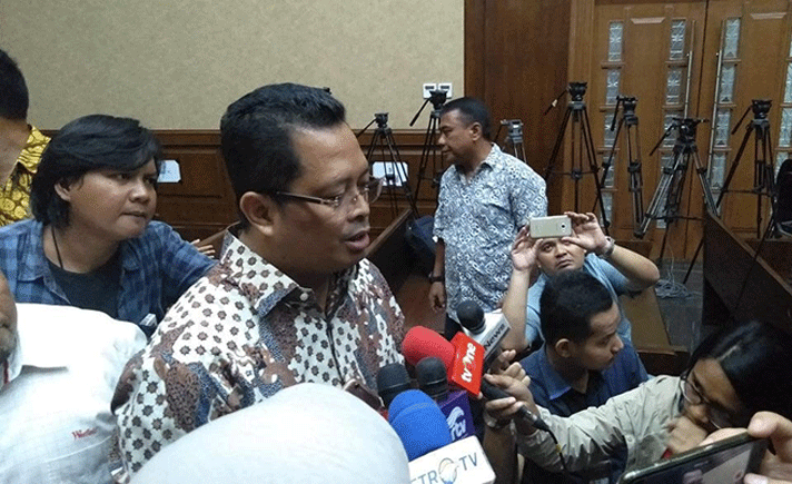 Beri Dukungan Moral, Waketu MPR Jadi Saksi Ringankan Setnov