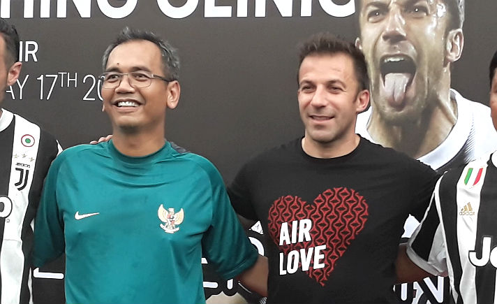 Ketika Del Piero Berulang-ulang Sebut Kata Djoss atau Joss 