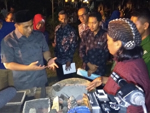 480 Koleksi Hantu Pocong Demak Terbaru