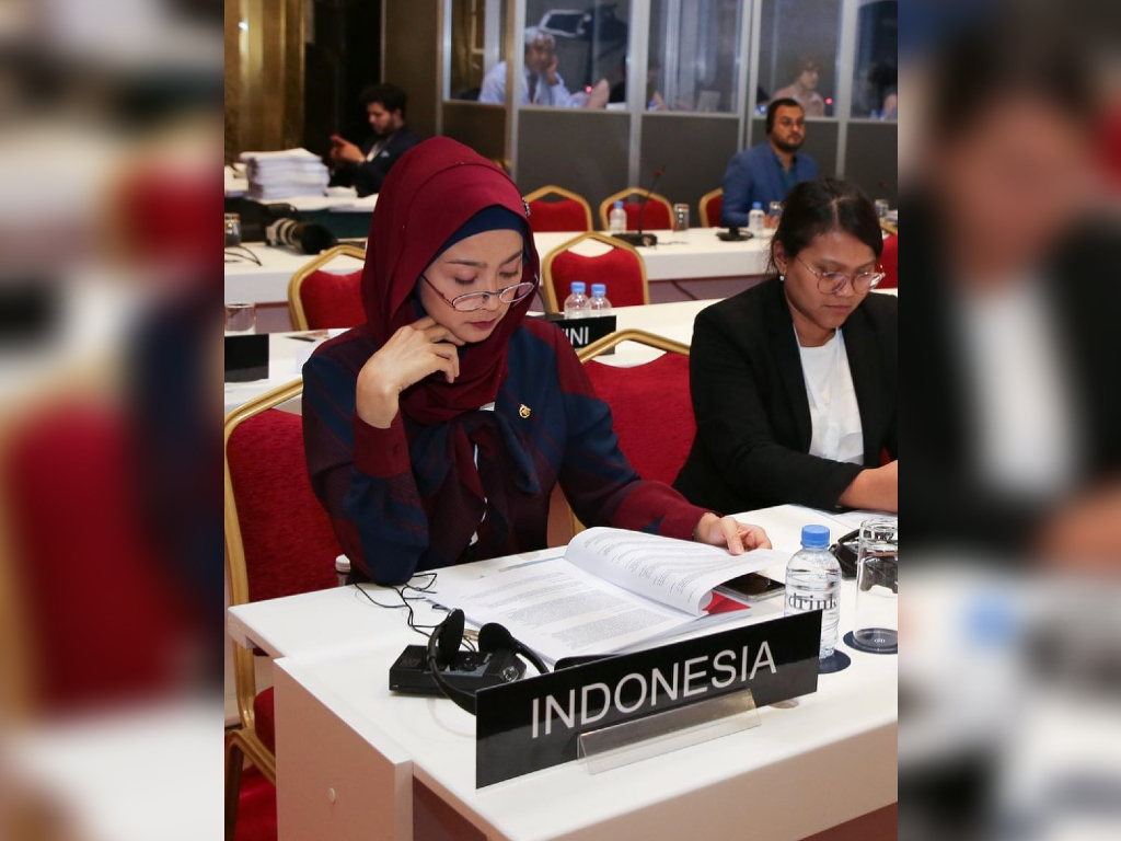 Foto Desy Ratnasari 2020 : Di beberapa moment keluarga keduanya kerap