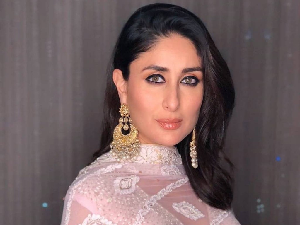  Artis  India  Kareena Kapoor Tegur Anak Iis Dahlia Tagar