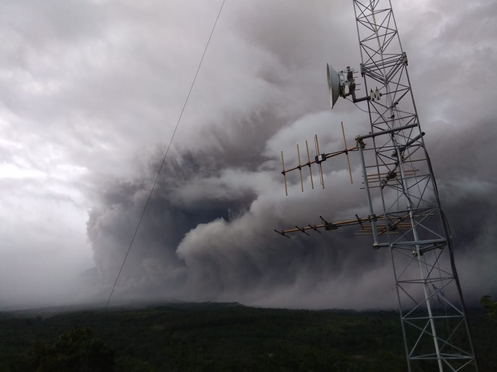 Letusan Gunung Semeru  Merupakan Erupsi Sekunder Apa 