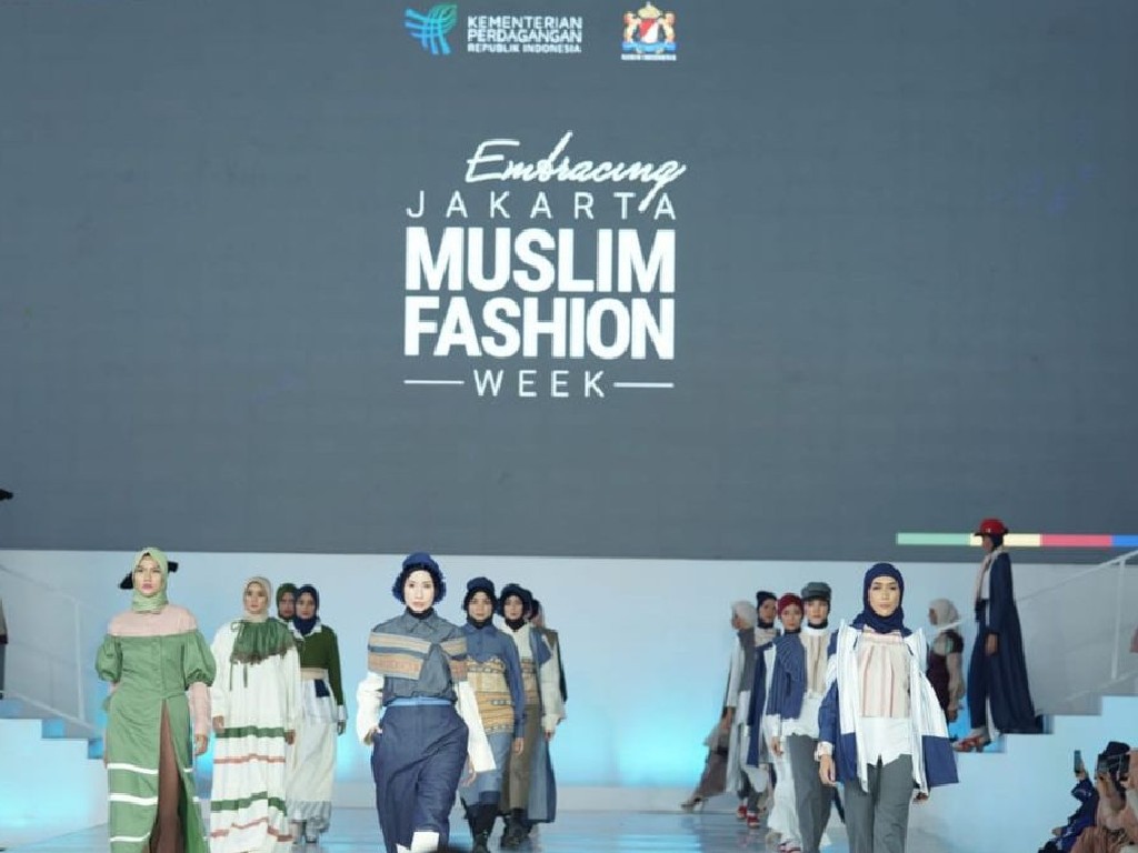 Jakarta Muslim Fashion Week Momentum Memajukan Industri Fesyen Lokal