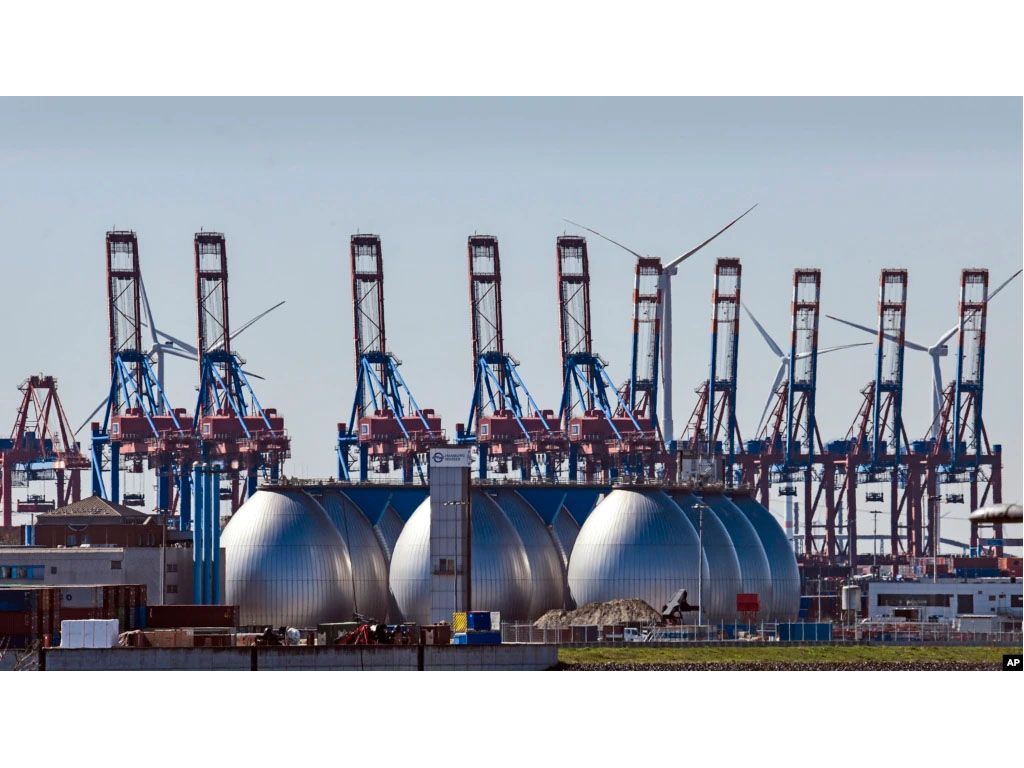 Tangki biogas di pelabuhan Hamburg