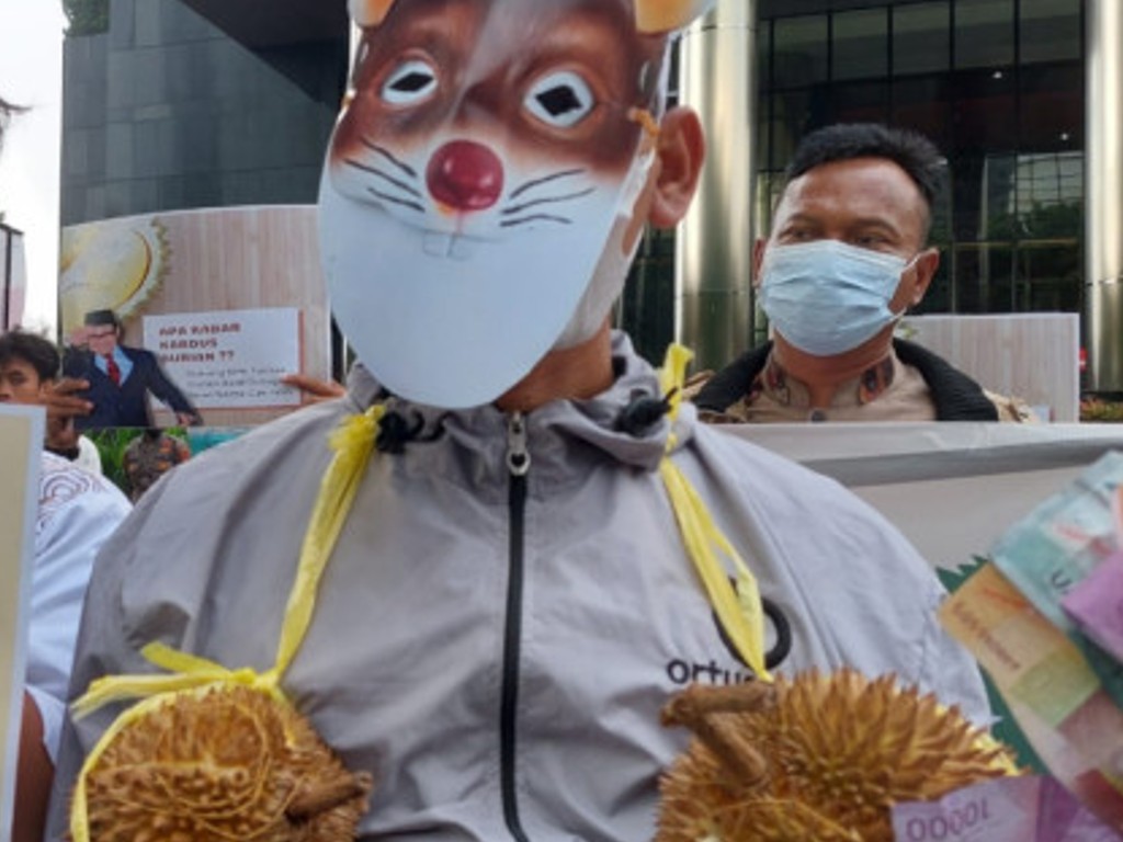 Sekelompok Massa Demo Dukung KPK Usut Kasus Durian