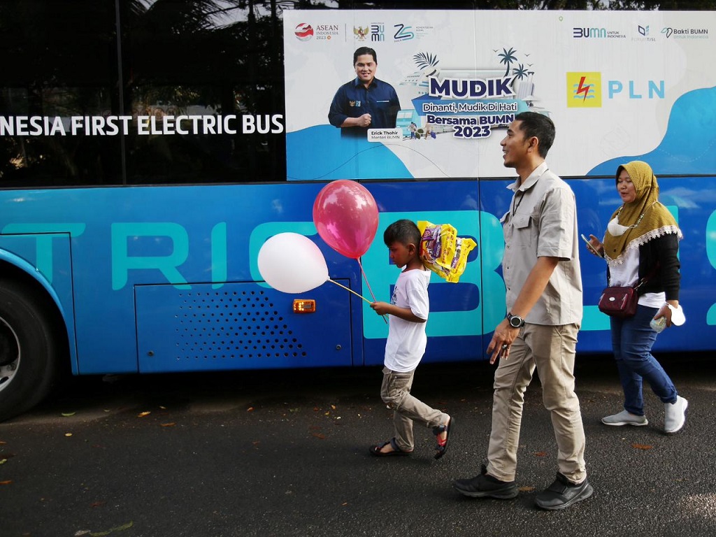 Mudik Unik Bersama PLN, Jakarta-Bandung Gratis Naik Bus Listrik