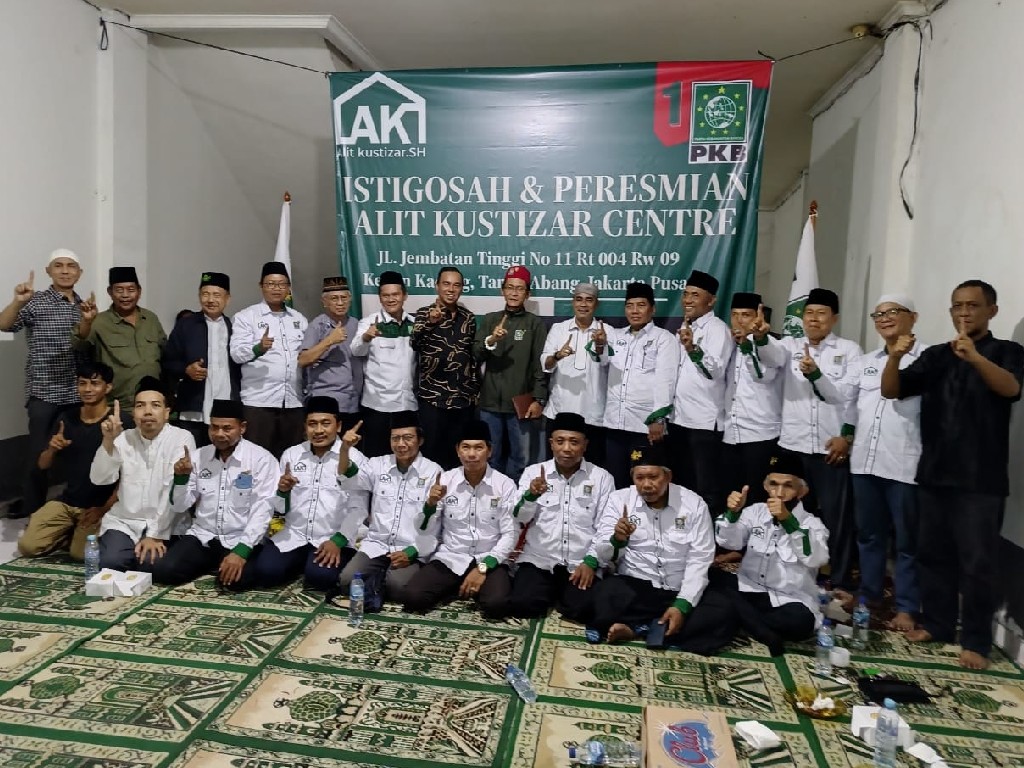 Perkuat Basis Suara, Caleg PKB Resmikan Alit Kustizar Centre dan Gelar Istighosah