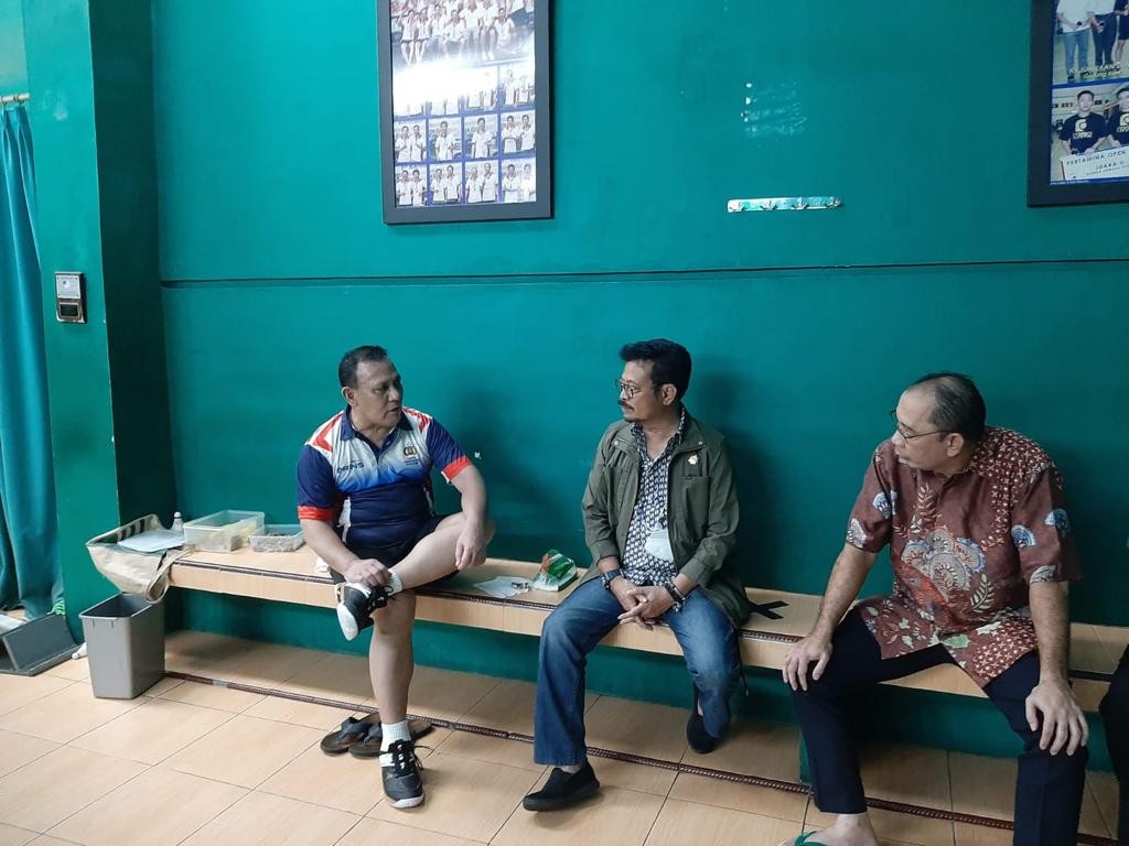 Kontroversi Foto Firli-SYL, Faktanya Bukan Hanya Berdua Tetapi Banyak Orang