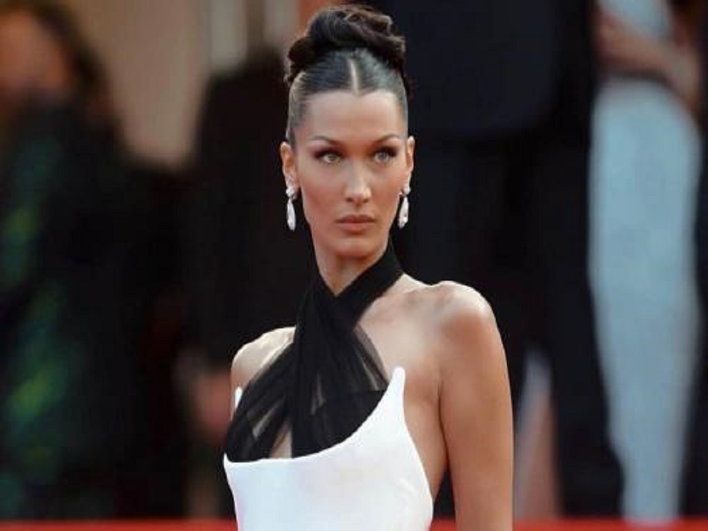 Aksi Dukung Palestina, Bella Hadid Unggah Surat Terbuka untuk Joe Biden