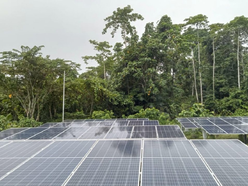 Realisasikan PMN, PLN Bangun PLTS Battery Storage, 2 Kampung di Kabupaten Sarmi, Papua Kini Terang Benderang