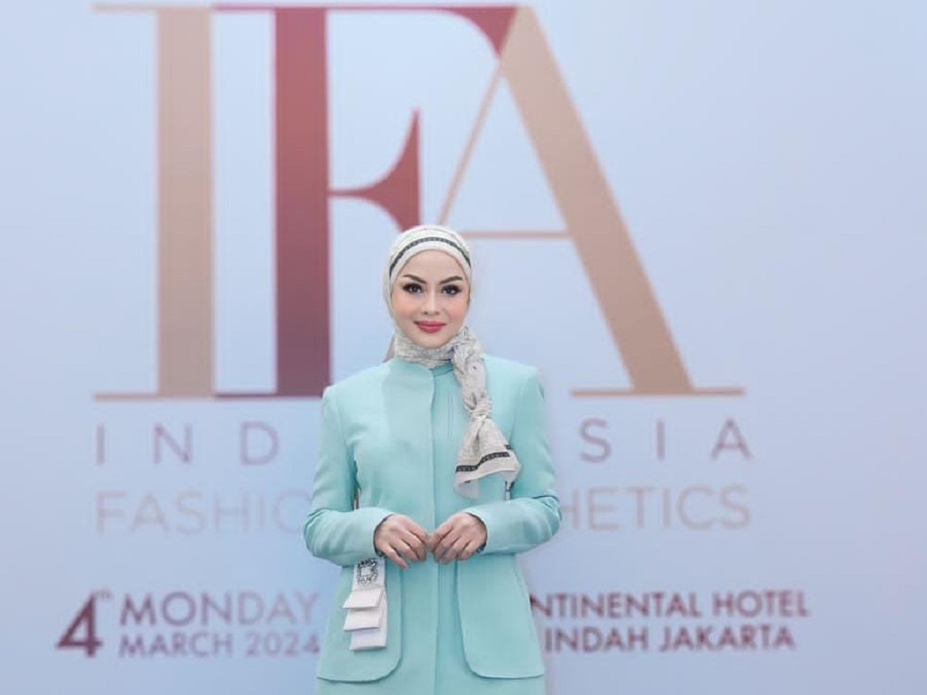 Di Indonesia Fashion Aesthetics 2024 Ellaya Perkenalkan Koleksi Spesial Bertemakan Flowery 