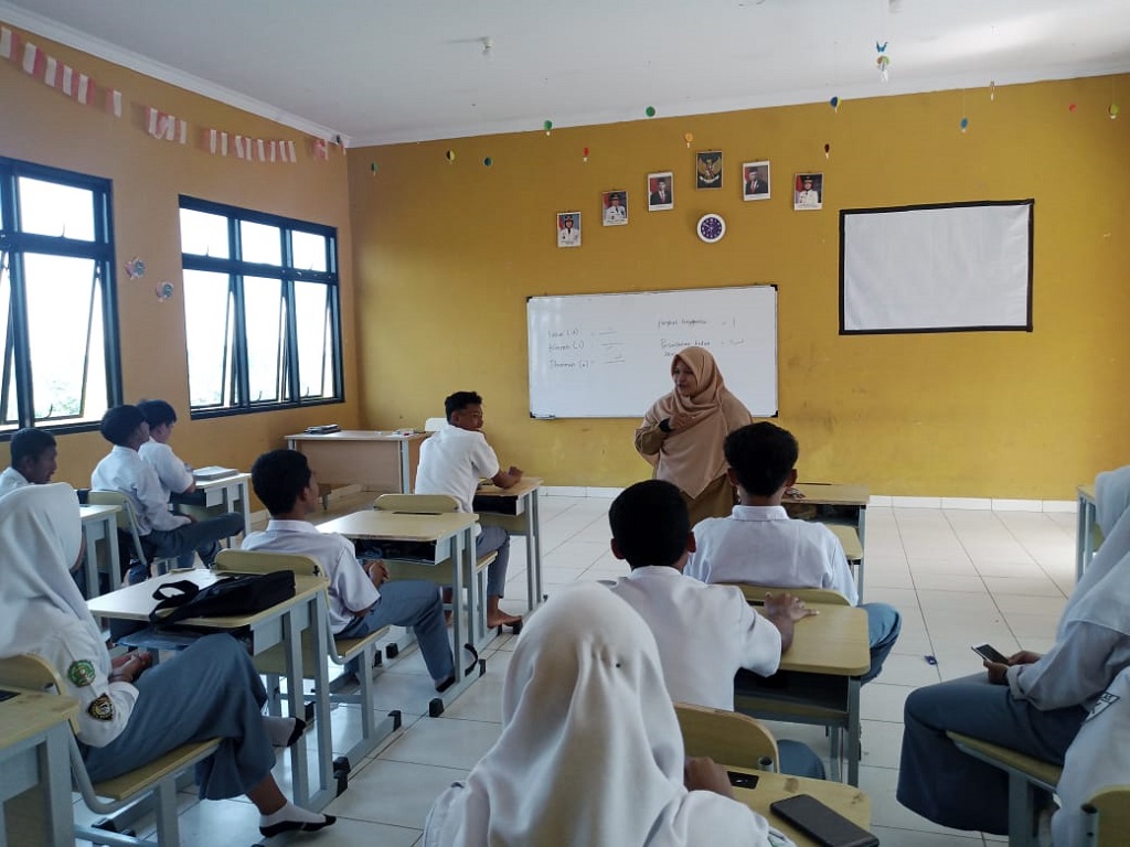 Cerita Anak Penerima PKH dari Kemensos, Sekarang Menjadi PPPK Guru