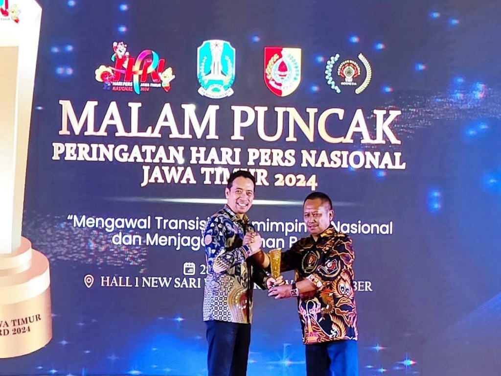 Sukses Bikin DPD RI Bertaji, LaNyalla Terima Special Award dari PWI Jatim