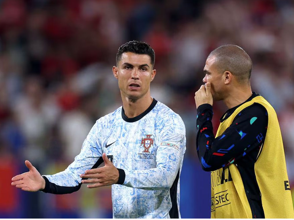 ekspresi Ronaldo dan Pepe