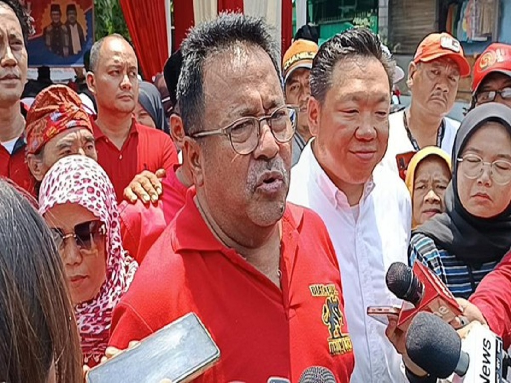 Cawagub Rano Karno Janji Warga Kampung Bayam Dapat Hunian Layak