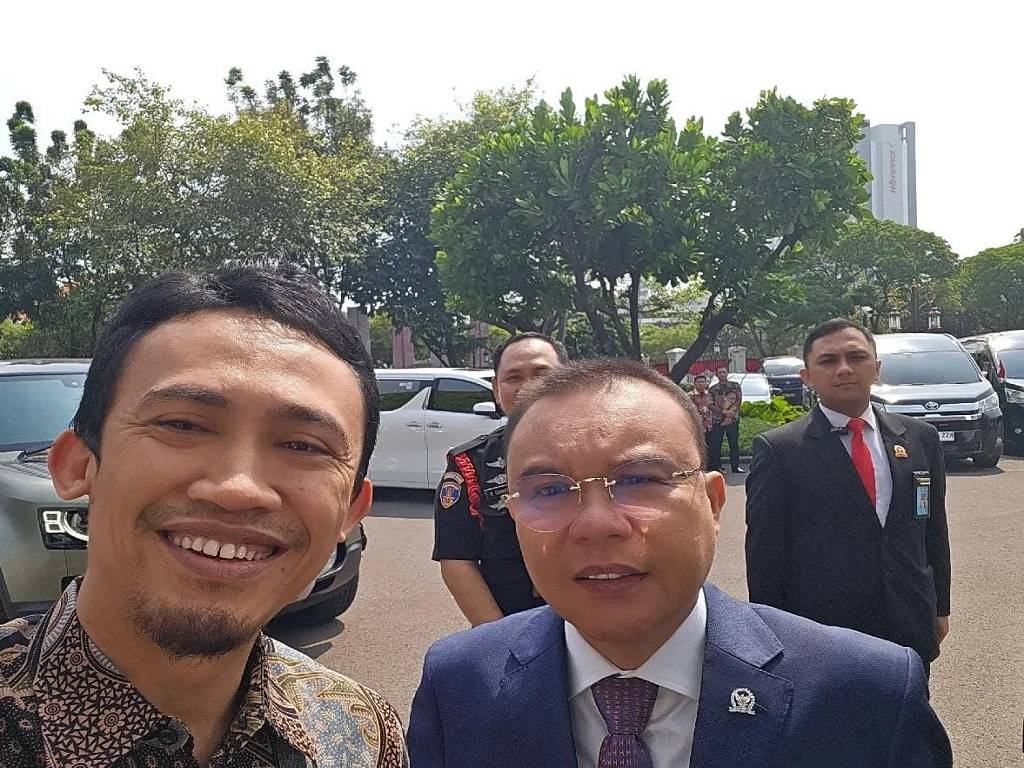 Bara JP Dukung Ucapan Prabowo Soal 'Menteri Jangan Cari Uang Dari APBN'