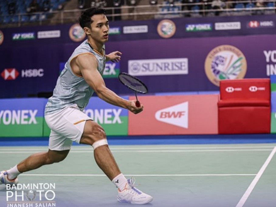 Jonatan Christie Melangkah Ke Semifinal Indonesia Masters 2025 dengan Kemenangan Dramatis