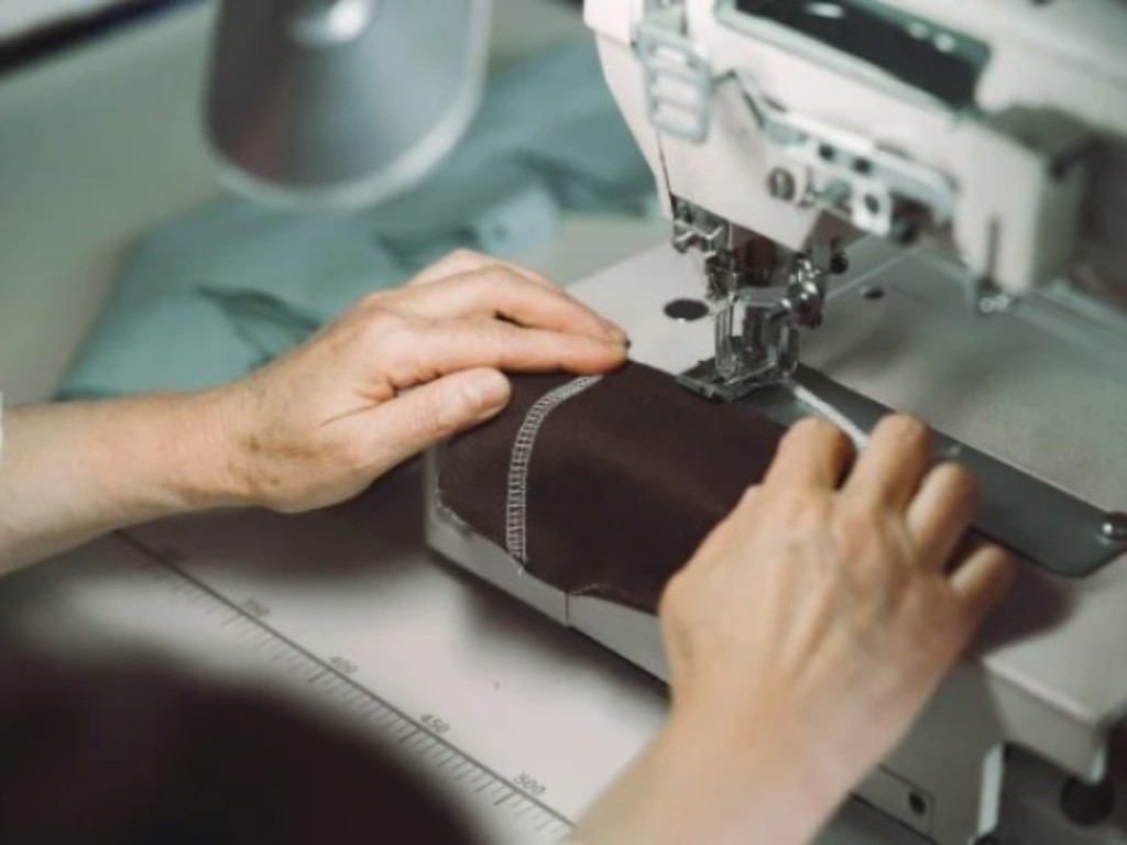 7 Tips Memilih Tukang Jahit Garment Terdekat yang Rapi dan Tepat Waktu