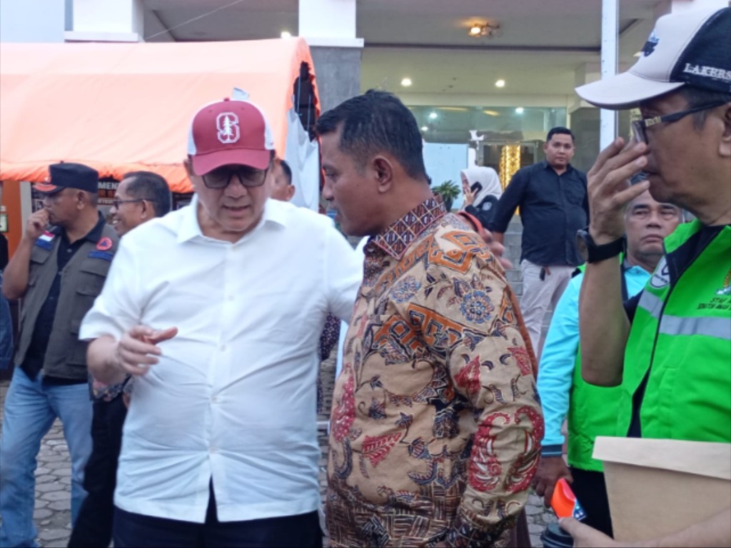 Tinjau Dampak Banjir Bandang, Irman Gusman Dorong “The New Master Plan” untuk Masa Depan Kabupaten Solok