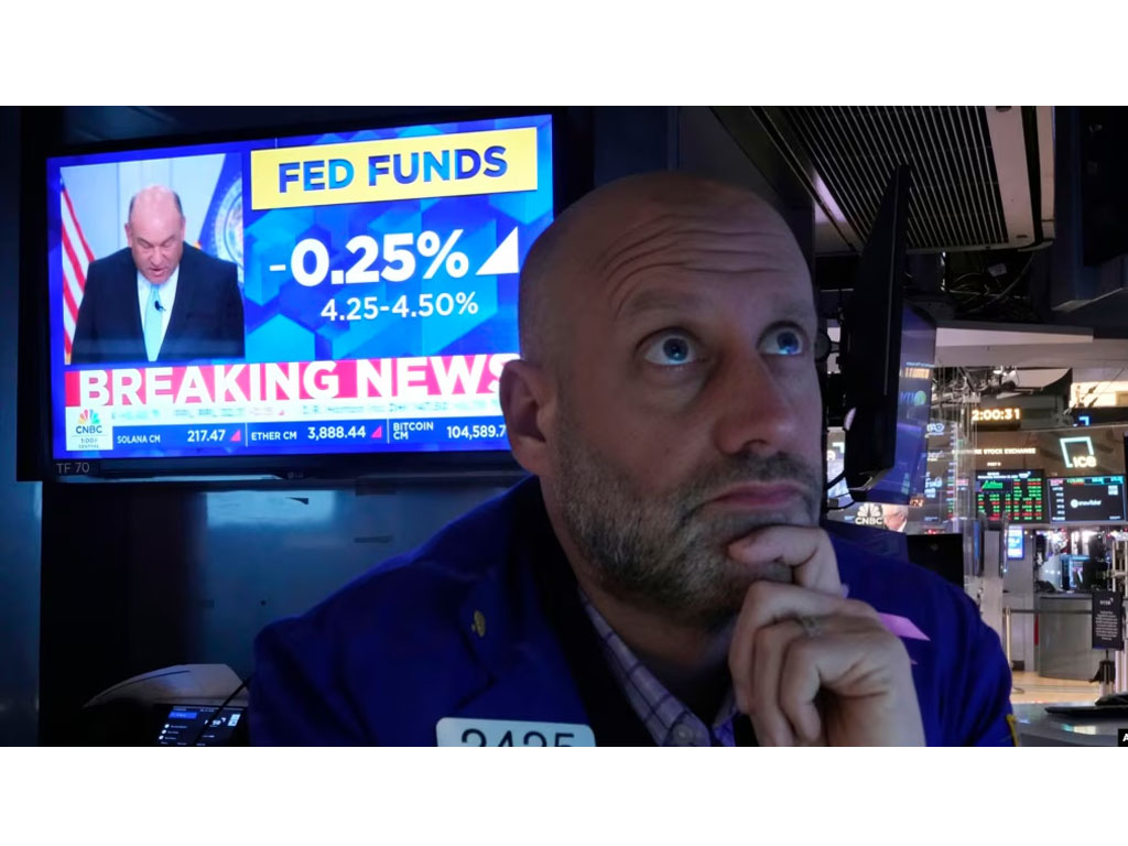 Tutup Tahun 2024 Indeks Wall Street Melemah Meski Pecahkan Rekor Baru