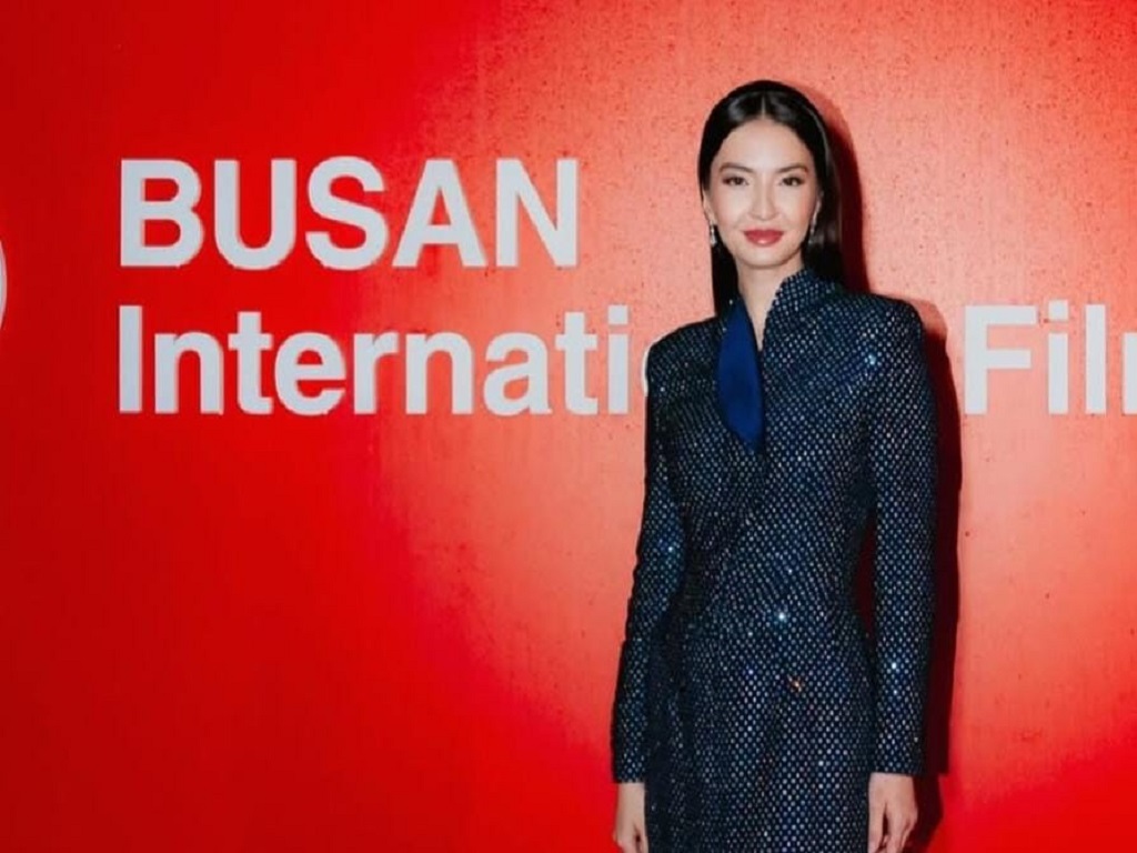 Raline Shah Resmi Dilantik Jadi Stafsus Menkomdigi sebagai Staf Khusus Menteri Bidang Kemitraan Global dan Edukasi Digital