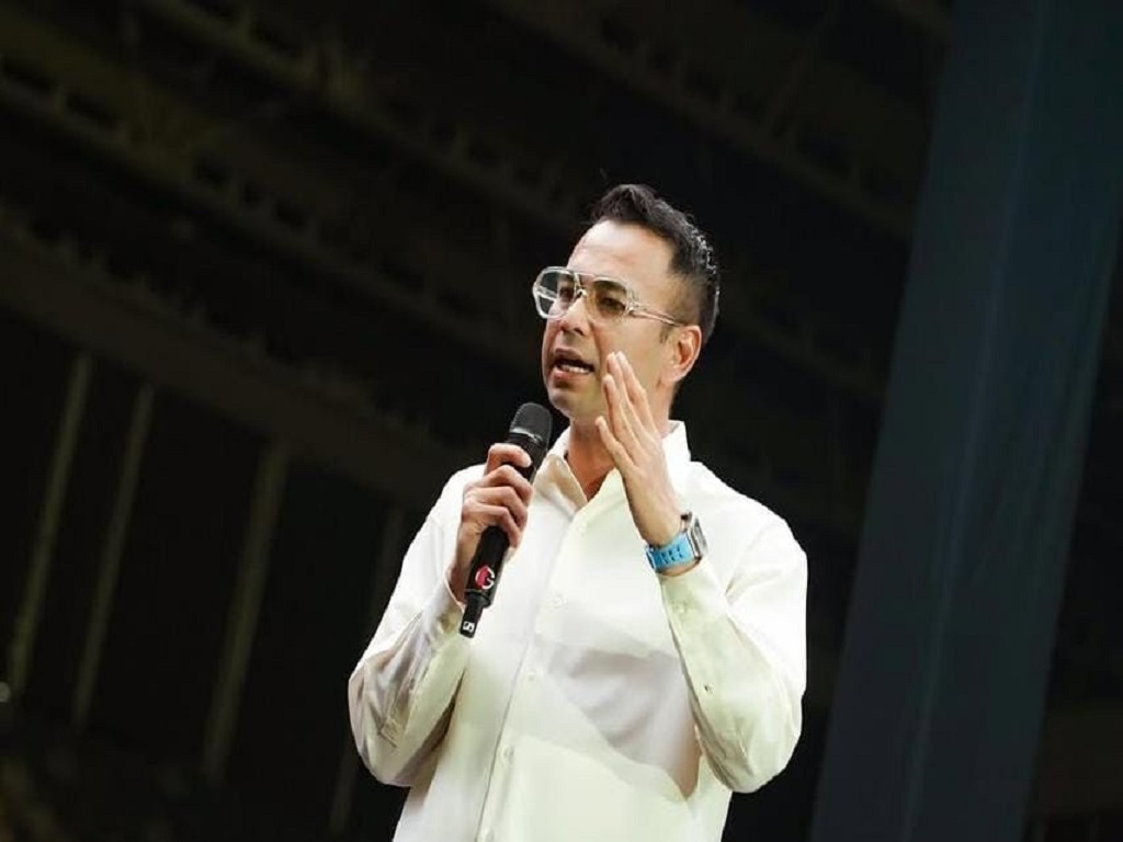 Raffi Ahmad Klarifikasi Soal Petugas Patwal Bersikap Arogan saat Kawal Mobil RI 36 Miliknya