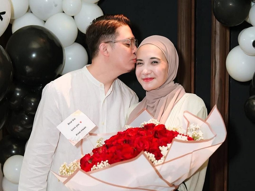 Zaskia Sungkar Diduga Adopsi Anak Perempuan di Saat Rayakan Ulang Tahun Pernikahan Ke-15
