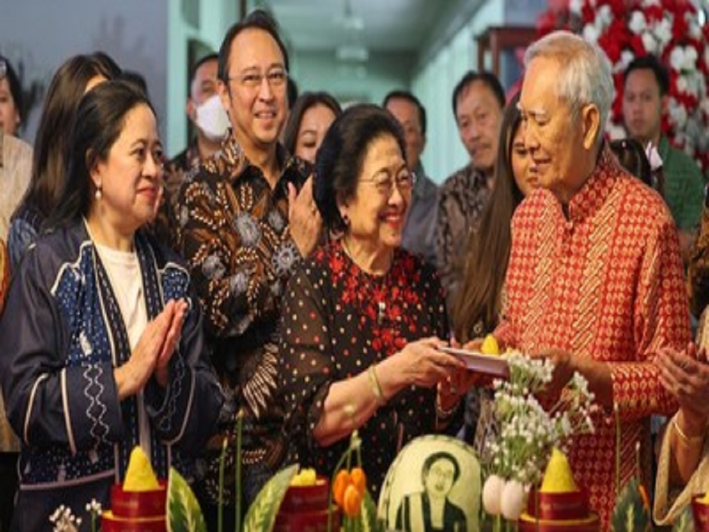 Mensesneg Sebut Prabowo Kirim Karangan Bunga untuk Ultah Ketum PDIP Megawati