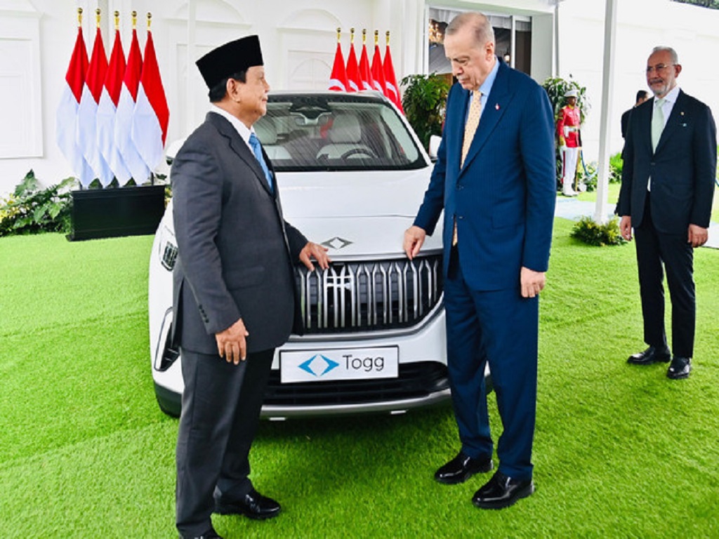 Presiden Erdogan Beri Hadiah Mobil Listrik Togg T10X ke Presiden Prabowo