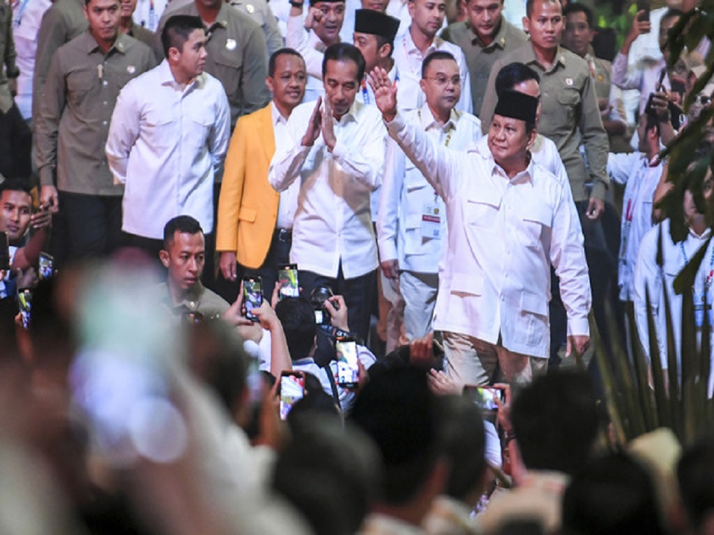PDIP Sebut Prabowo Tahu Terima Kasih, Bukan Kayak yang Lain Makan dan Berak di Piring