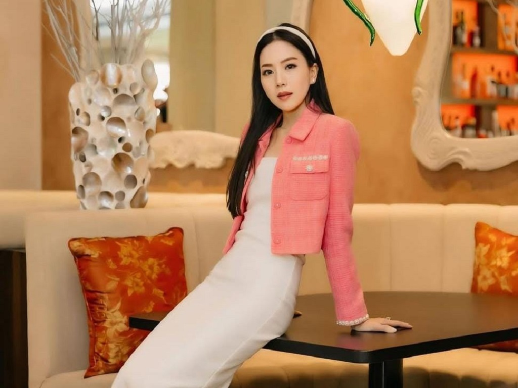 Agnes Jennifer Tiba-tiba Putar Lantunan Ayat Kursi usai Diminta Stop Kuliti Pelakor