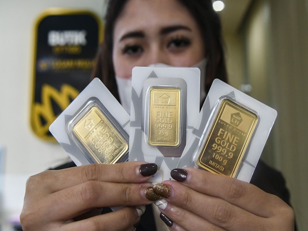 Harga Emas Awal Ramadan turun Rp6.000 Jadi Rp1,672 Juta Per Gram