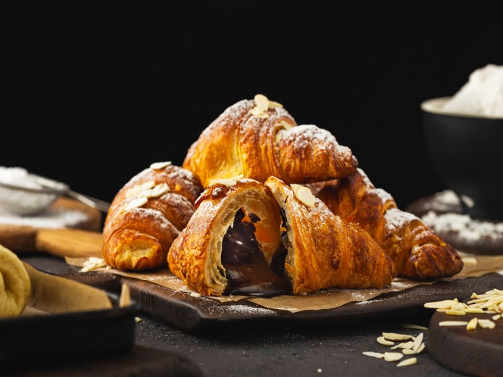 Resep dan Cara Croissant Cokelat, Bisa Jadi Menu Buka Puasa yang Estetik