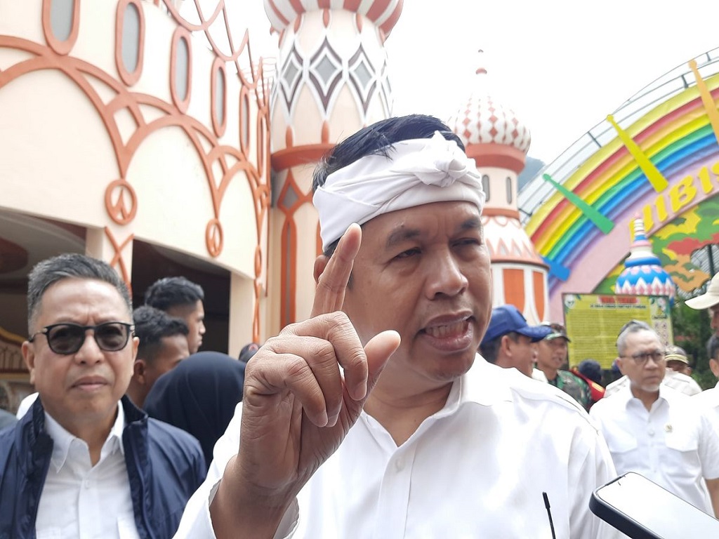 Gubernur Jabar Dedi Mulyadi Bongkar Wisata Hibisc Fantasy di Puncak Gegara Langgar Aturan