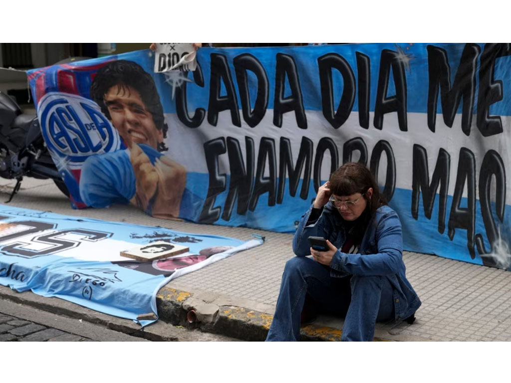 Persidangan Terkait Kasus Kematian Legenda Sepak Bola Maradona Mulai Digelar di Argentina