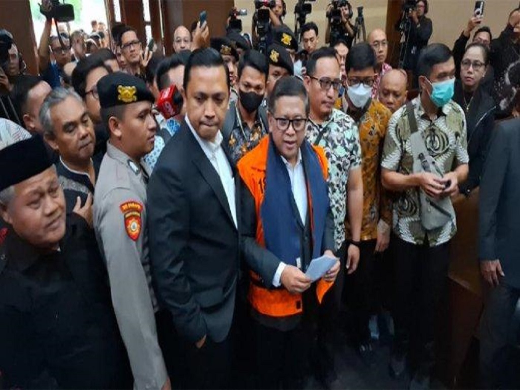 Sekjen PDIP Hasto Kristiyanto Perintahkan Harun Masiku Rendam HP Agar Lolos OTT