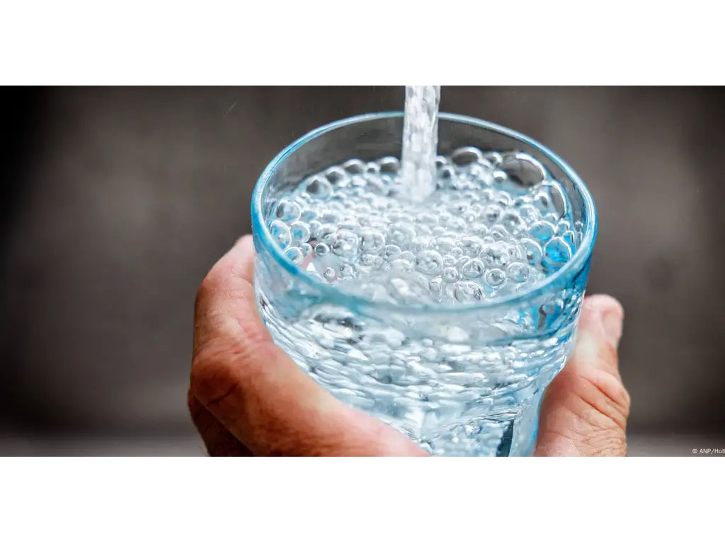 Fluorida dalam Air Minum Bisa Bikin Anak-anak Jadi Bloon?