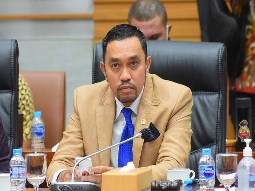 Ahmad Sahroni Minta KPK Atur Sanksi untuk Pejabat Tidak Lapor LHKPN