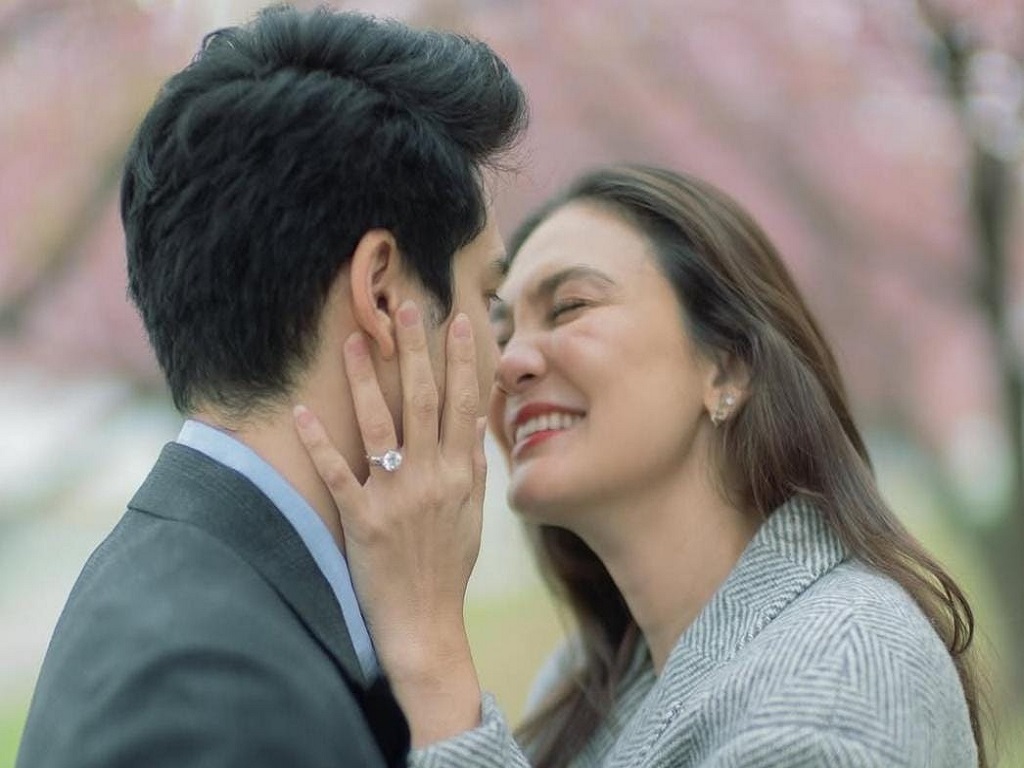Harga Cincin Lamaran Luna Maya Jadi Bukti Maxime Effort Ingin Menikah