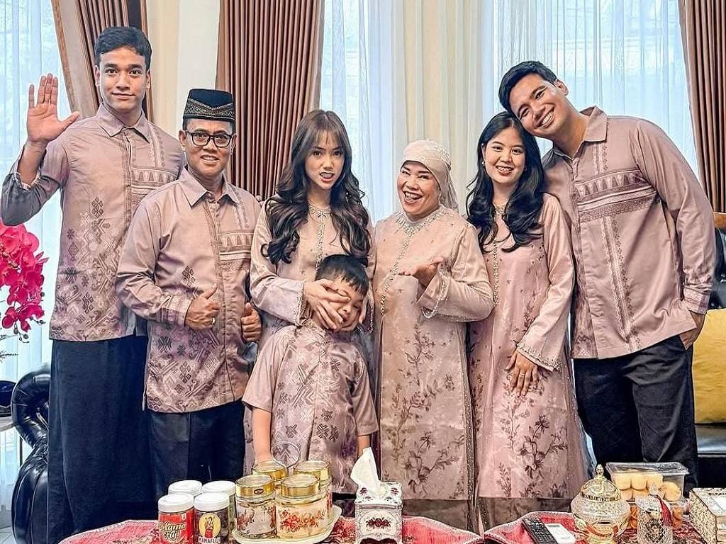 Fuji An Langsung Heboh Sambut Kehamilan Pertama Istri Frans Faisal
