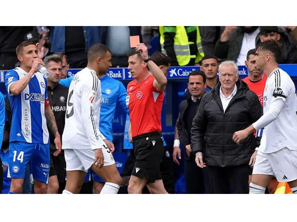 Real Madrid dengan 10 Pemain Mengalahkan Deportivo Alaves di La Liga Spanyol