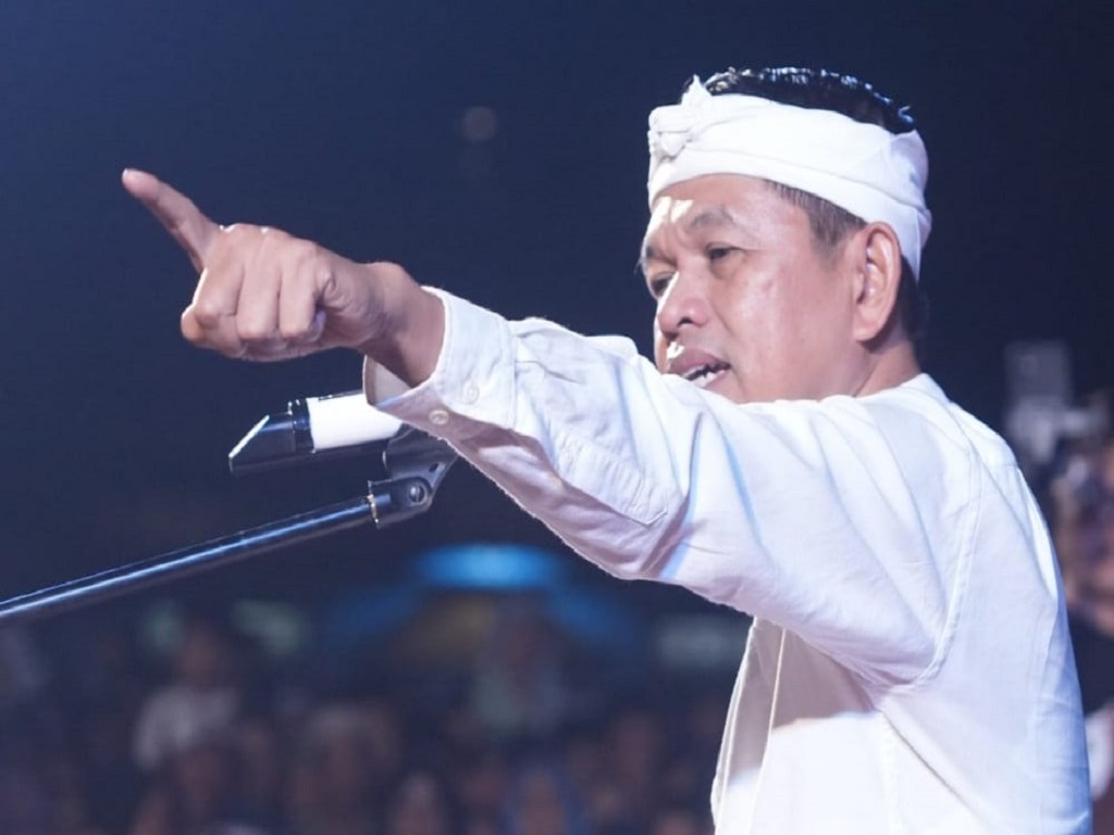Gubernur Dedi Mulyadi Minta Izin Praktik dan Gelar Dokter Cabuli Pasien di Garut Dicabut