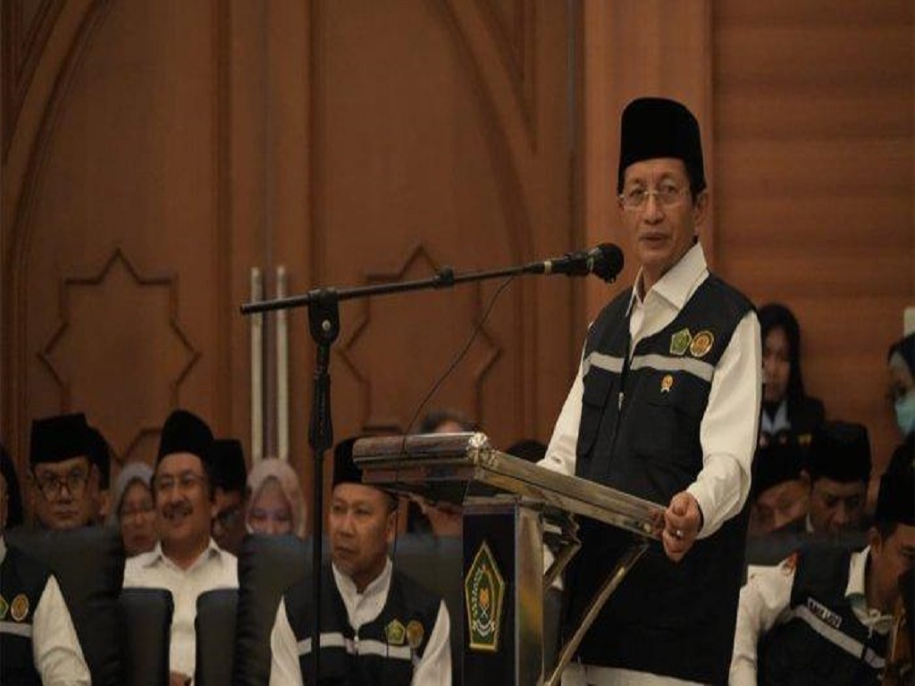 Menag Nasaruddin Umar Lepas Kloter Pertama Haji 2025