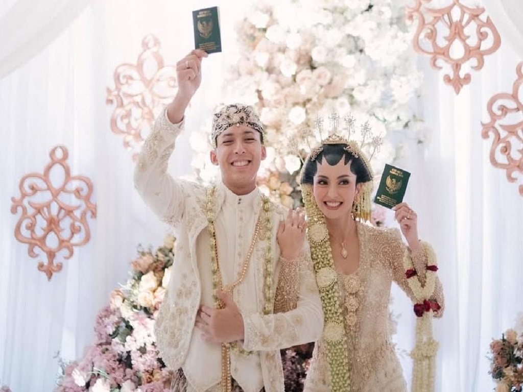 Selamat! Valerie Tifanka dan Mochammad Andhika Resmi Menikah