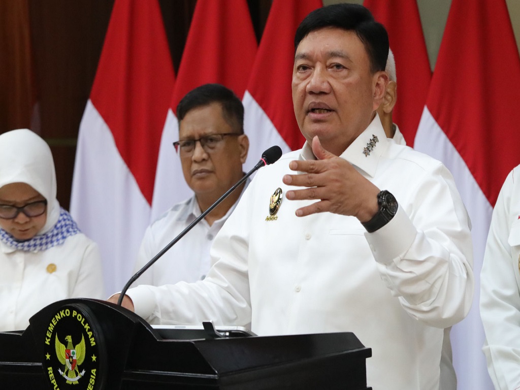 Menko Polkam Budi Gunawan Sebut Pemerintah Akan Tindak Tegas Ormas yang Ganggu Investasi
