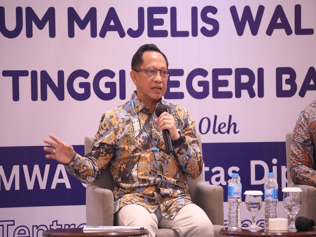 Mendagri Tito Dorong Pemda Tak Ragu Dukung Pengembangan PTN-BH